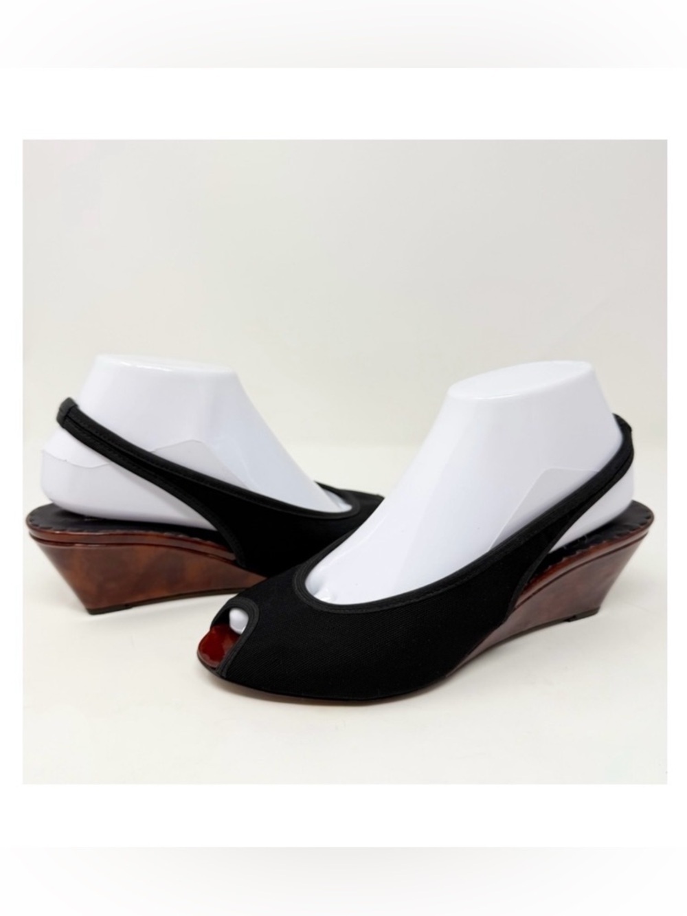 Donald J Pliner Couture Black Peep Toe Slingback Wedge Heels 7.5